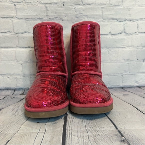 UGG Shoes - UGGS - boots